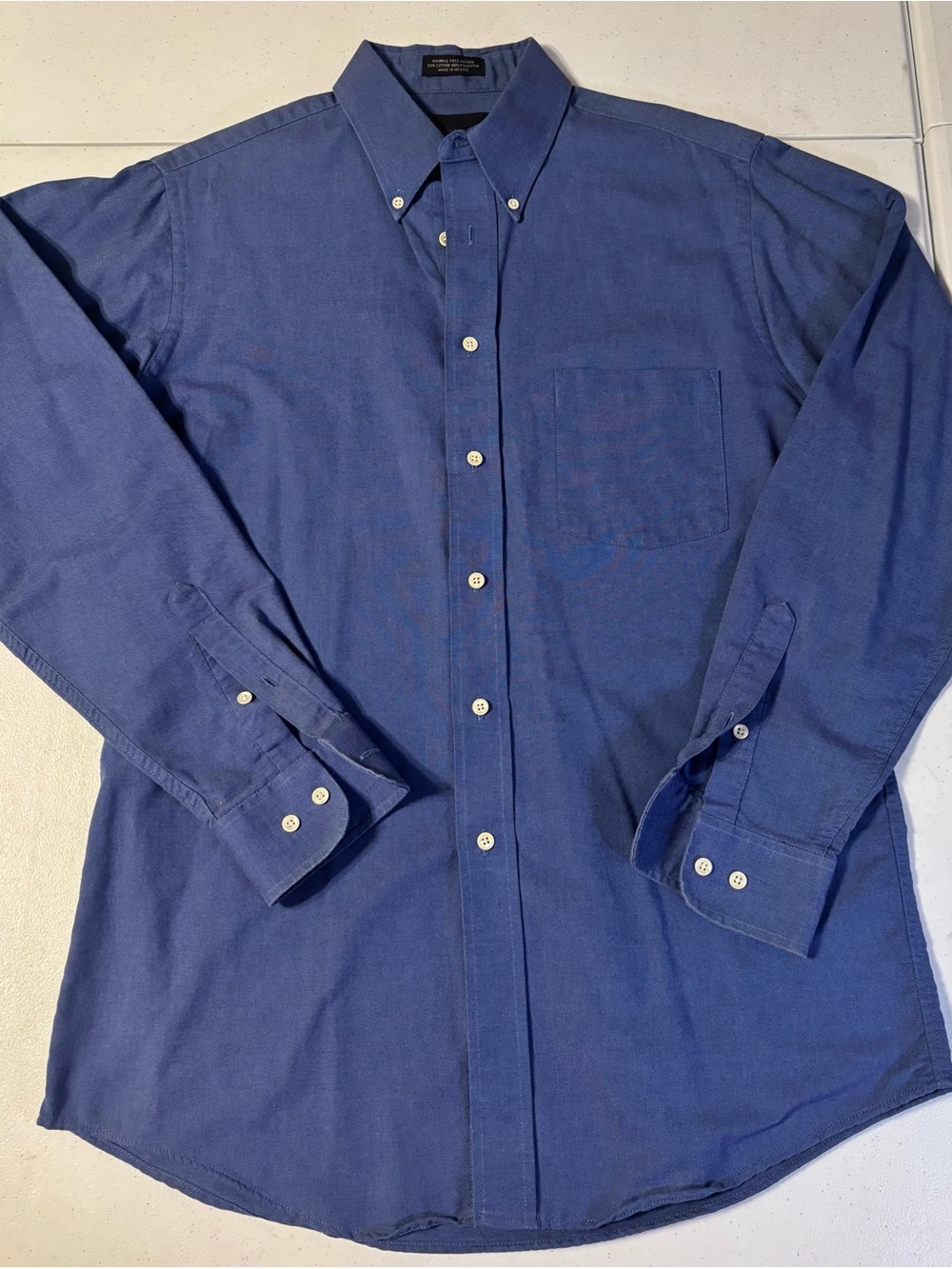 Bill Blass Size 15 1/2 34/35 Button-Down Casual Shirt in Deep Blue